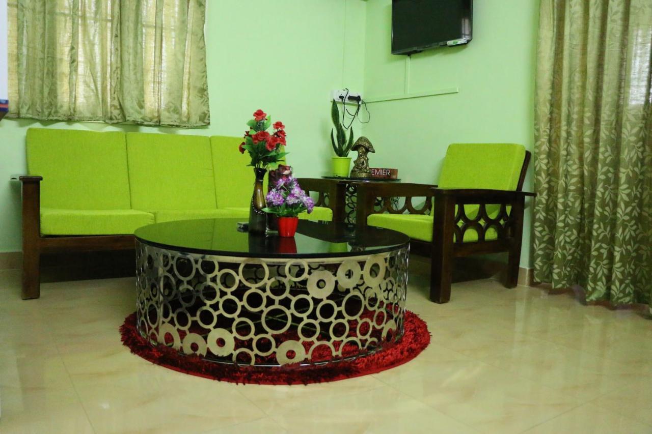 Hotel Nkc Airport Madras Buitenkant foto